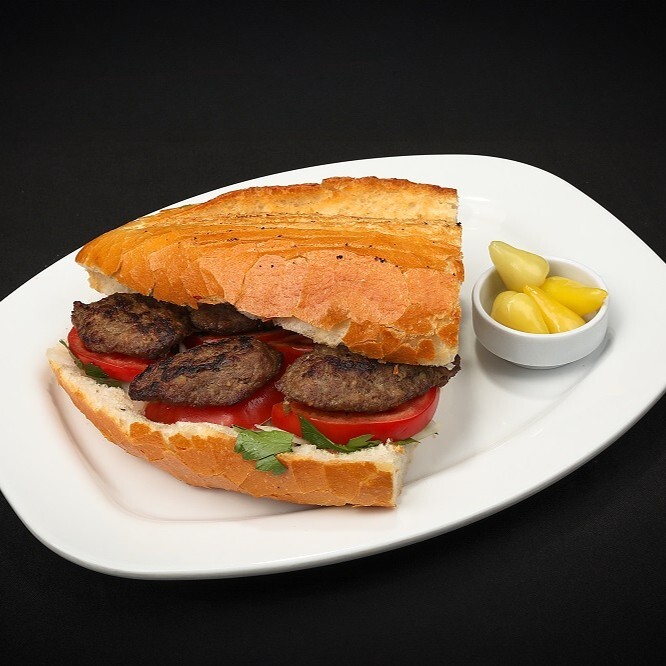 Ekmek Arası Köfte