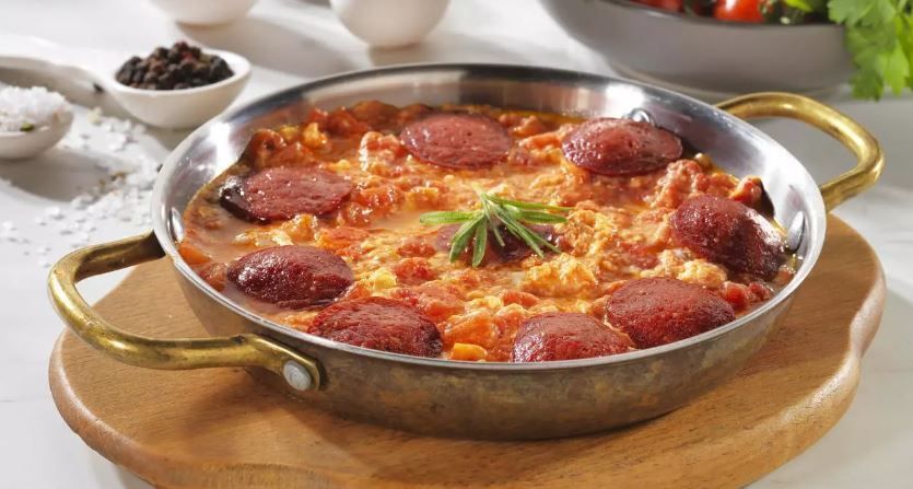 Kaşarlı Sucuklu Menemen