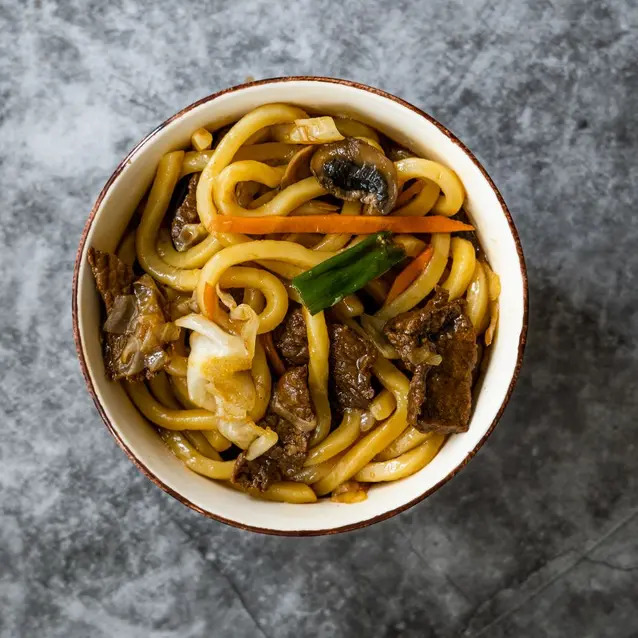Dana Etli Udon Çorba