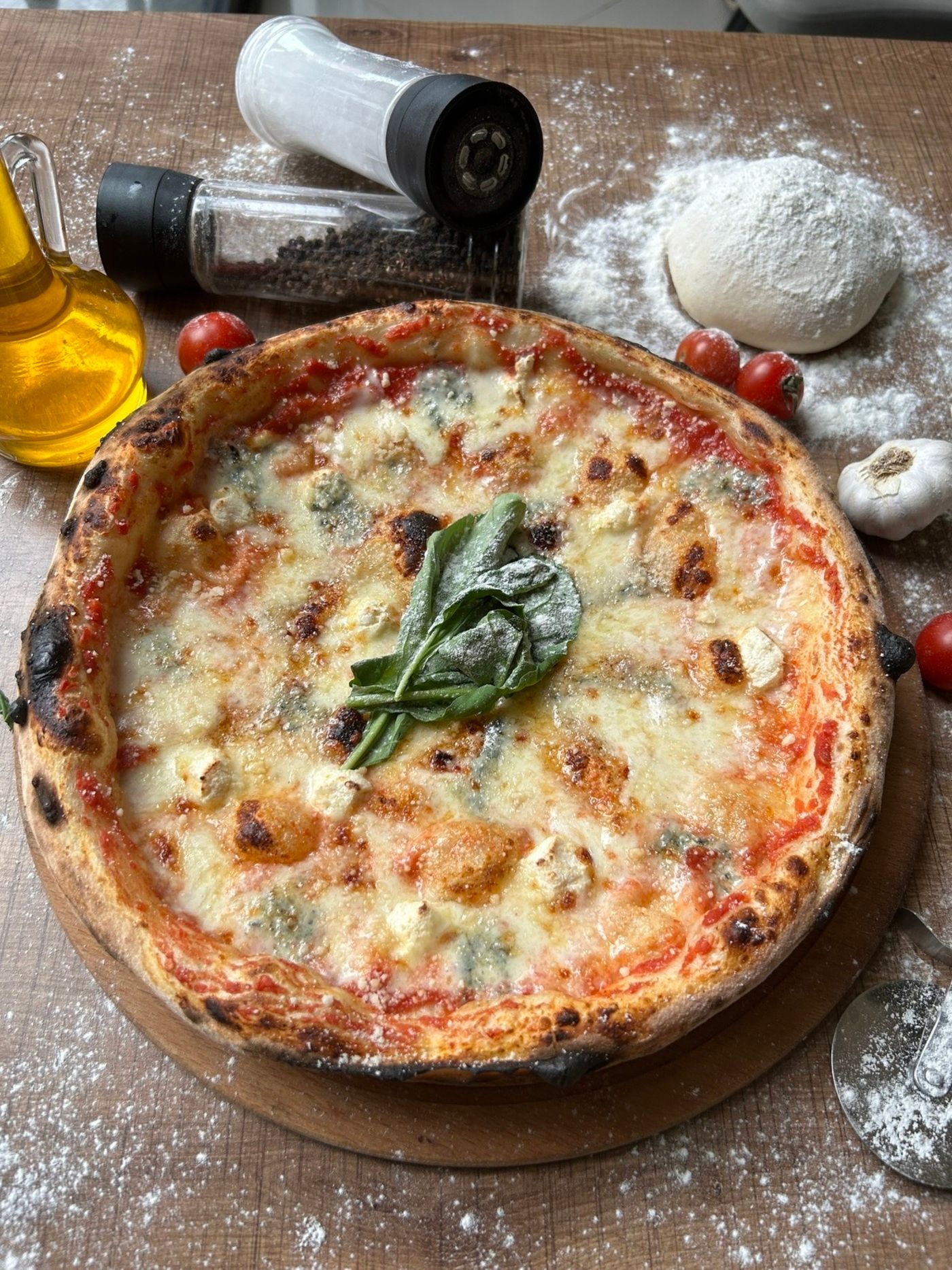 4 Peynirli Pizza (33 cm.)