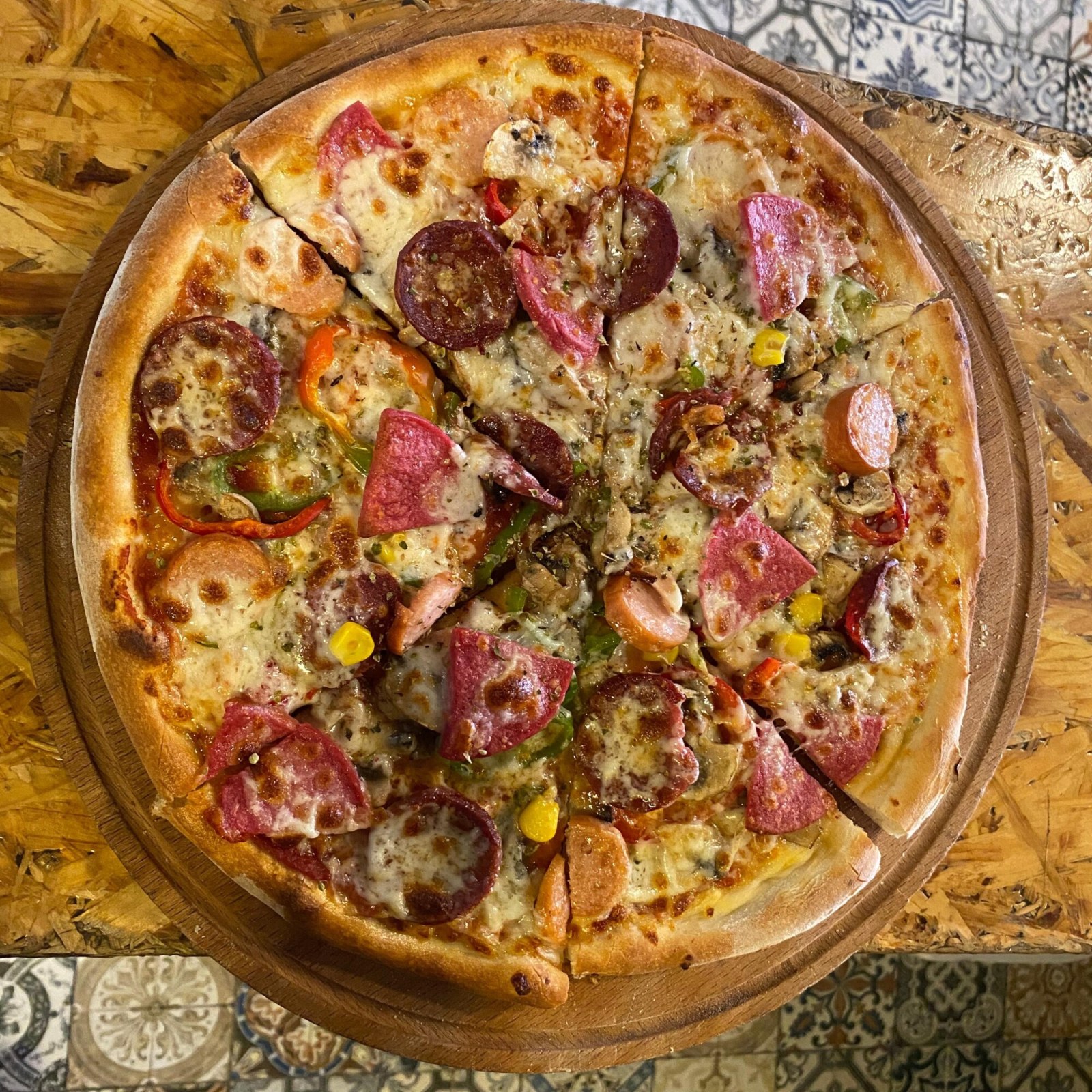 Karışık Pizza (Orta)