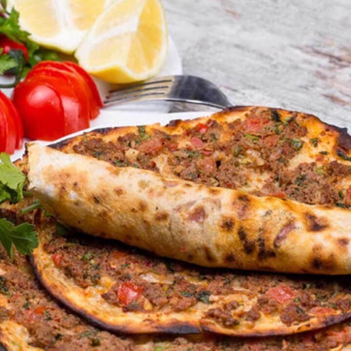 3 Adet Klasik Lahmacun