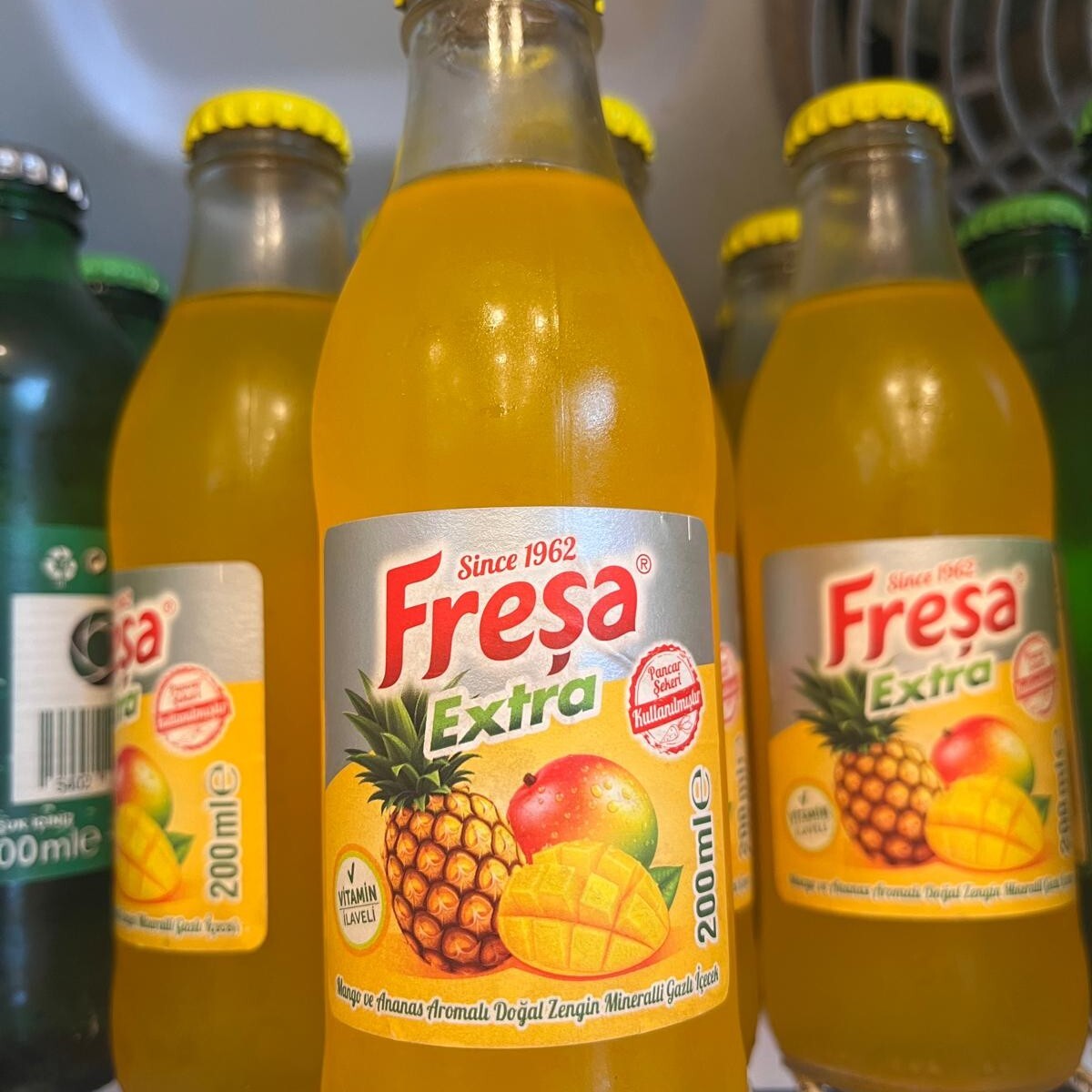 Ananaslı Soda