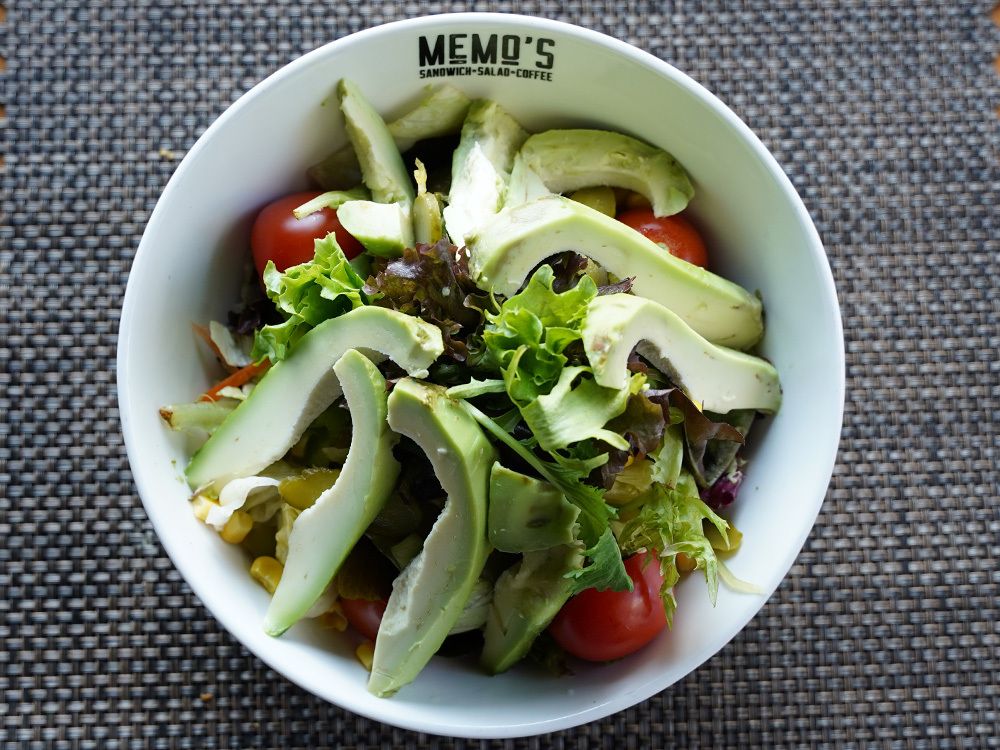 Avokadolu Salata