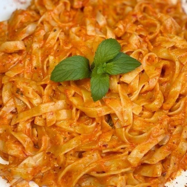 Cedar Soslu Fettuccini