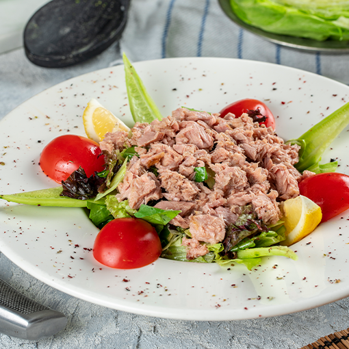 Ton Balıklı Mevsim Salata