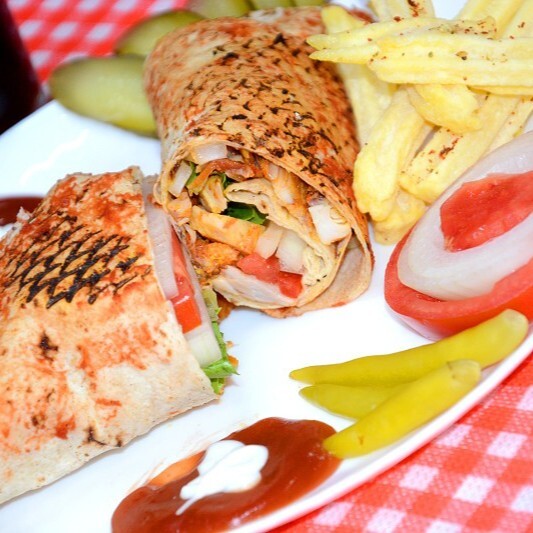Lavas Tavuk Döner Menü