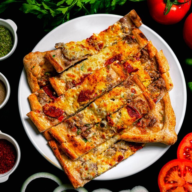 Kral Spesiyal Pide