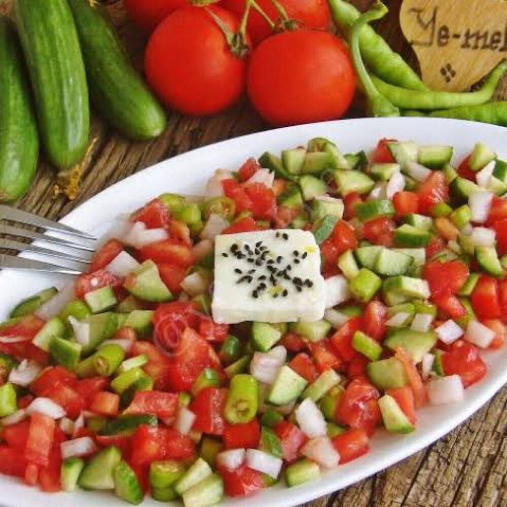 ÇOBAN SALATA