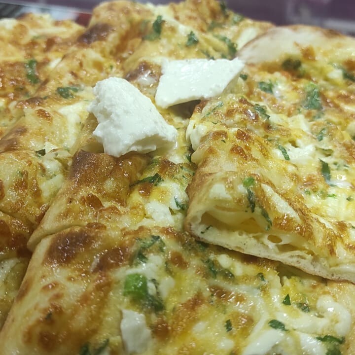 Peynirli Yumurtali Pide