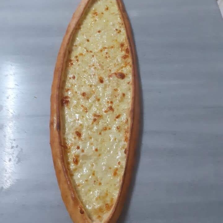 Kaşarlı Pide