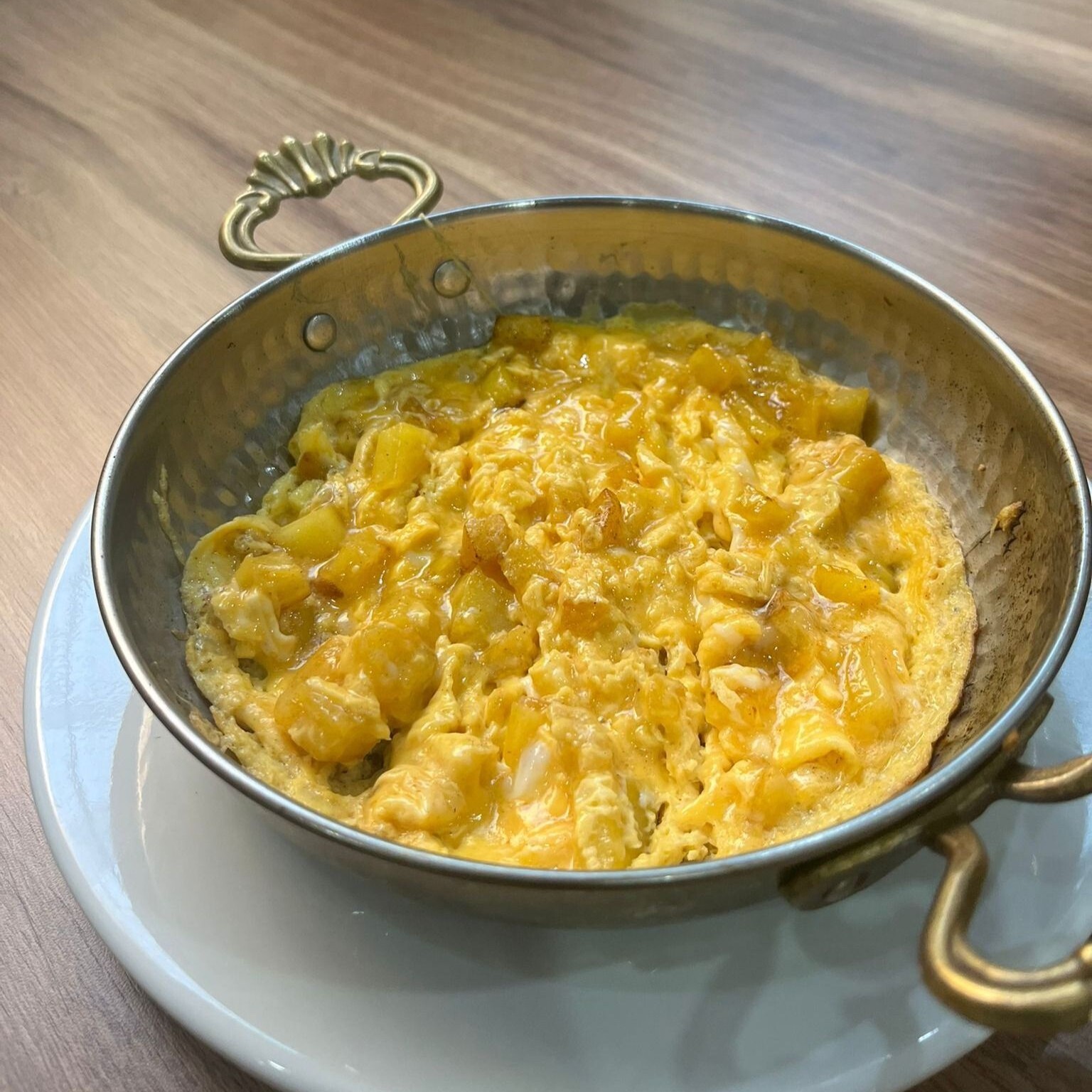 Patatesli Yumurta