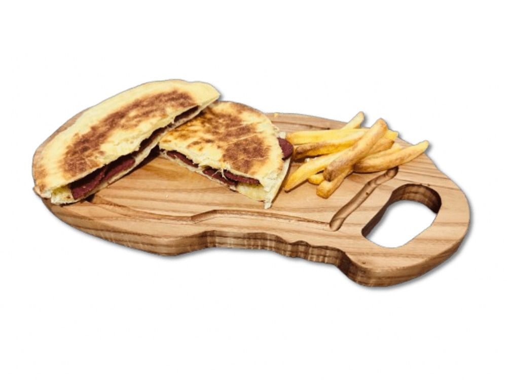Sucuklu Tost