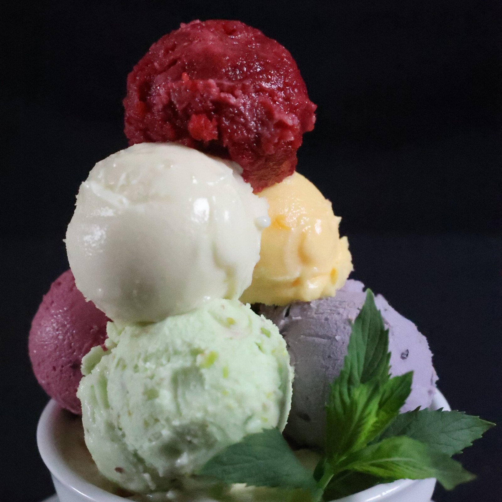 Renk Cümbüşü Sade Dondurma (1 kg.)