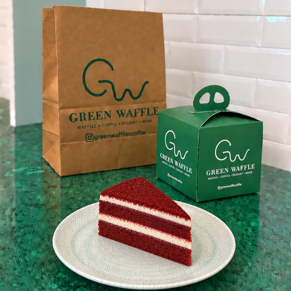 Green Red Velvet