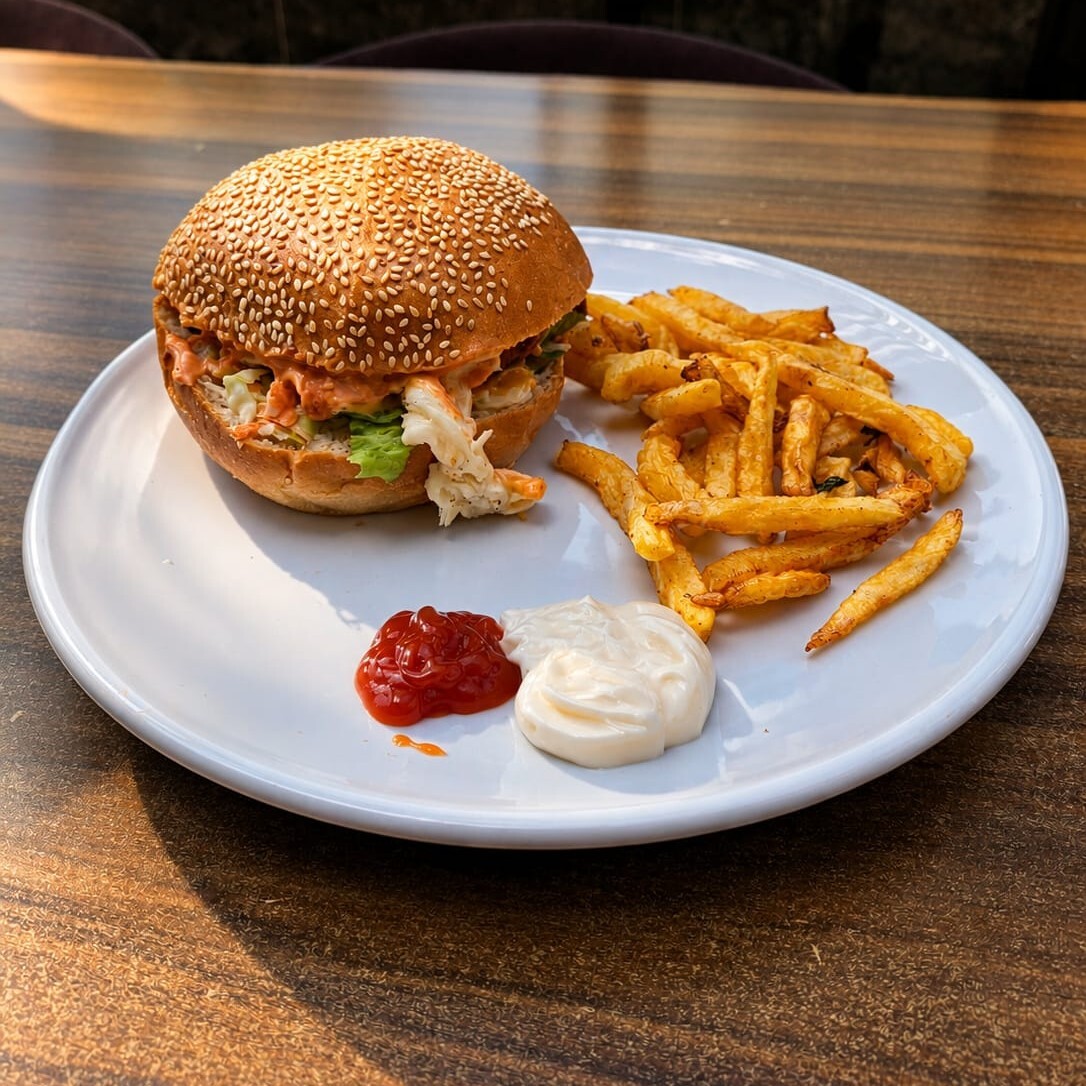 Çıtır Tavuk Kaşarlı Zenger Hamburger