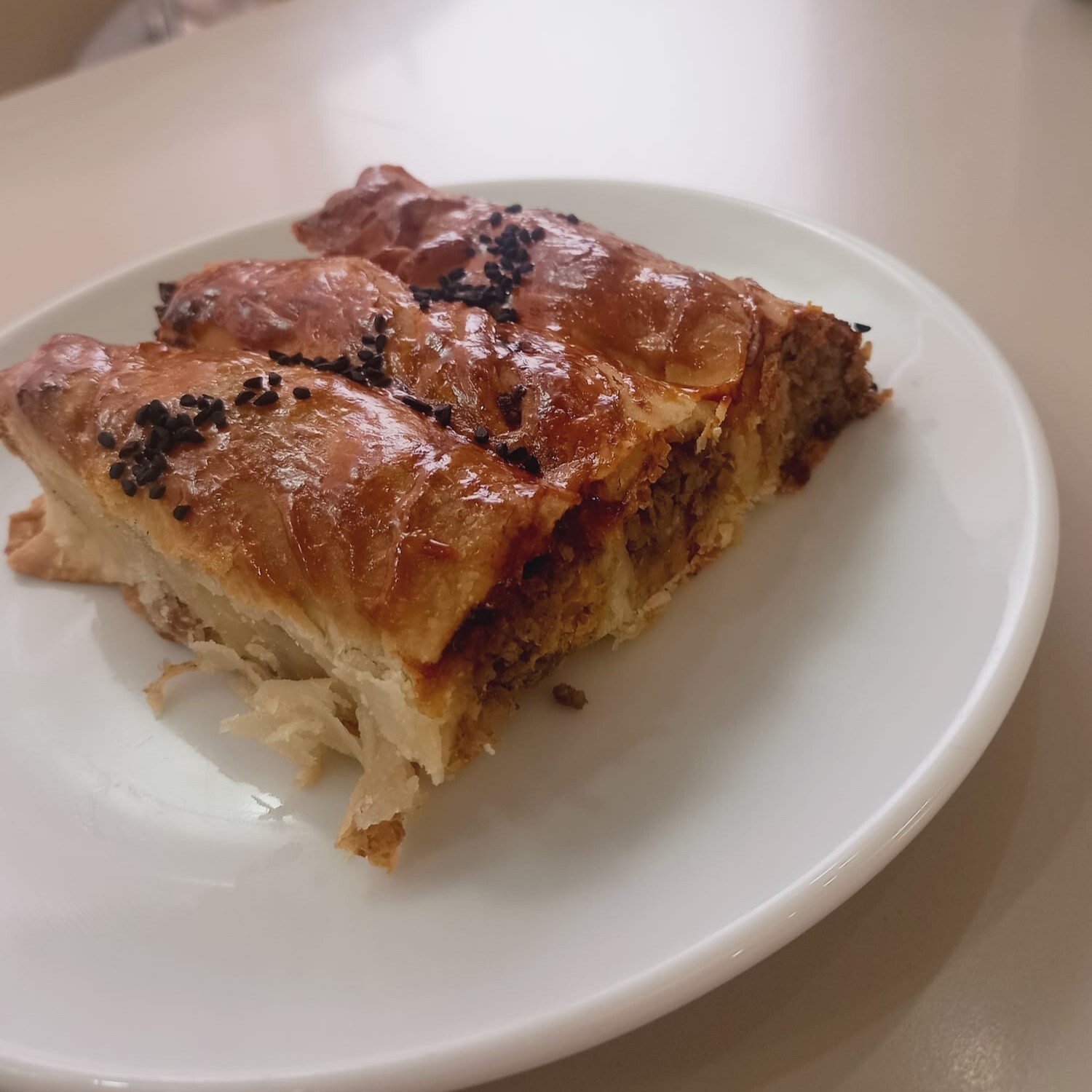 Kıymalı Kol Böreği (Porsiyon)