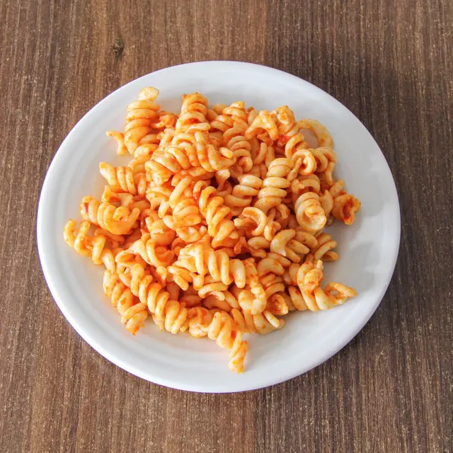 Soslu Makarna
