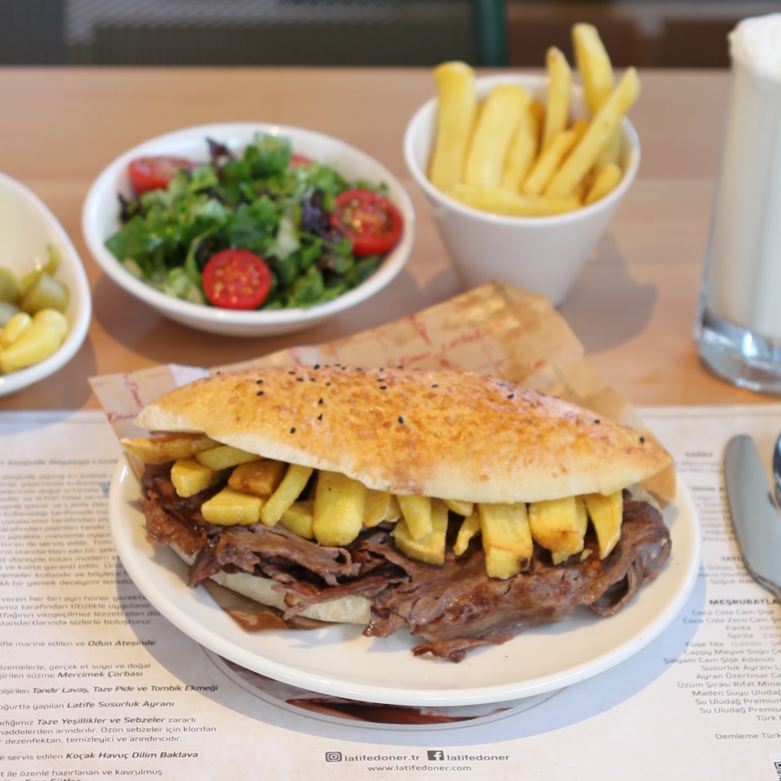 Tombik Ekmek Arası Döner