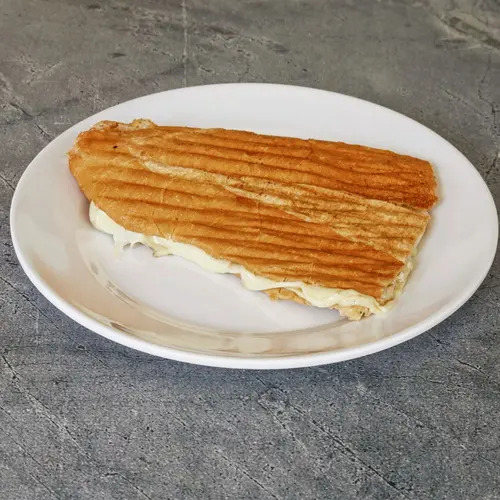 3/4 Ekmeğe Kaşarlı Tost