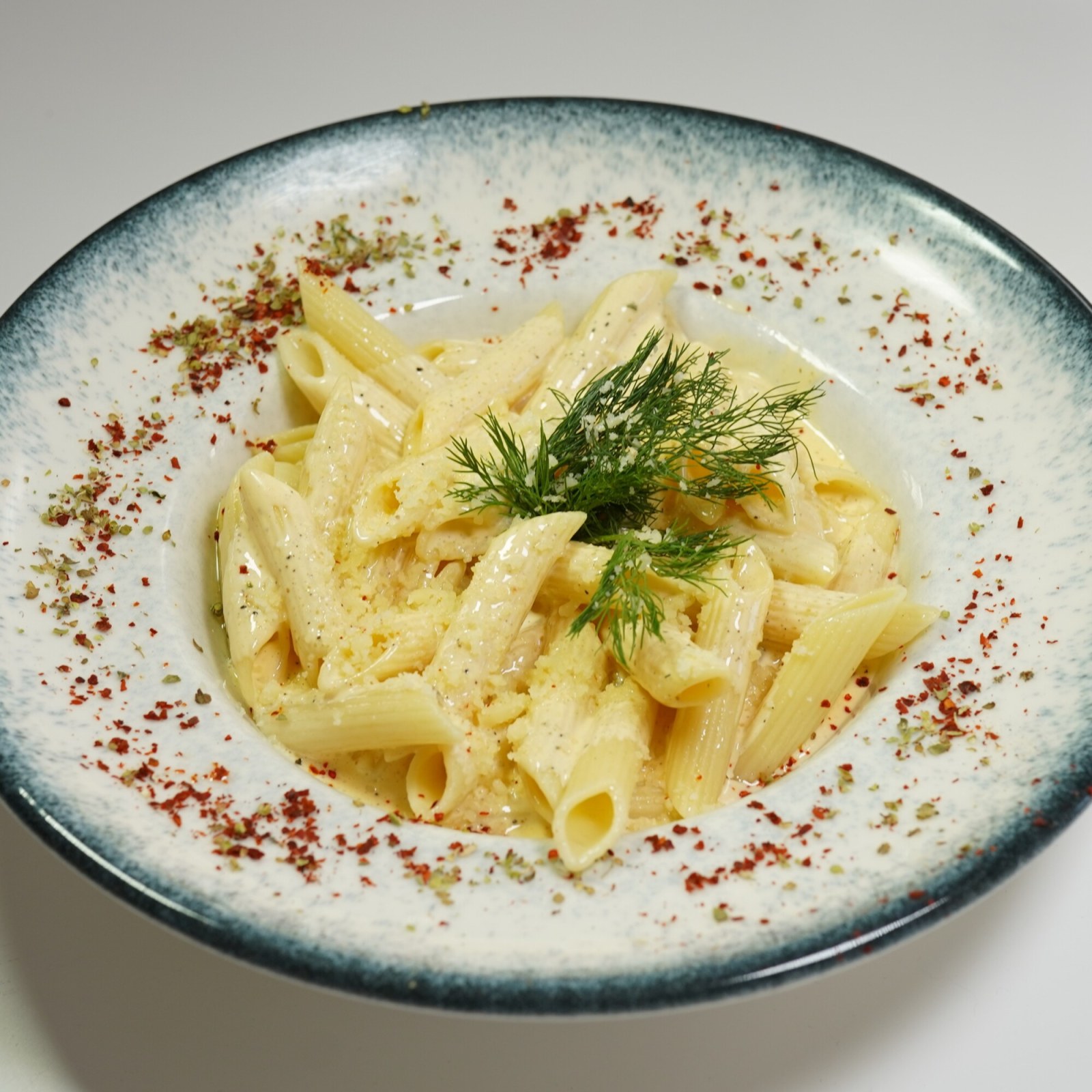 Chedar Soslu Penne Rigatte