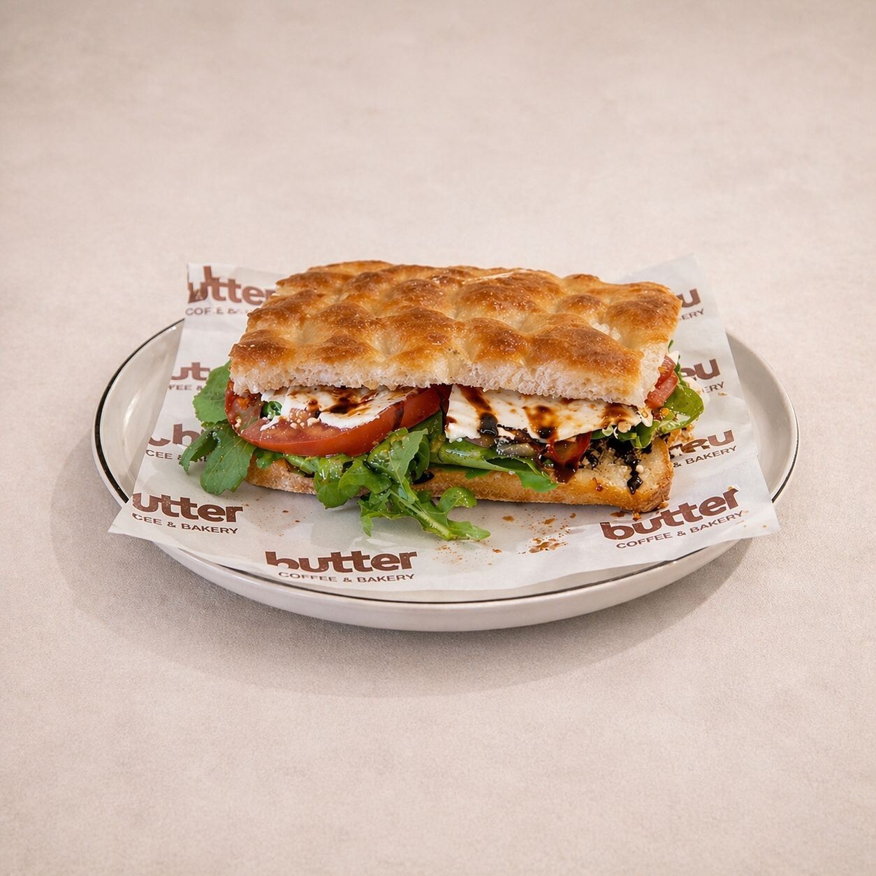 Focaccia Akdeniz Sandviç