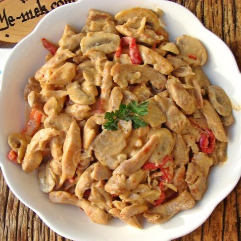 Kremalı Mantarlı Tavuk