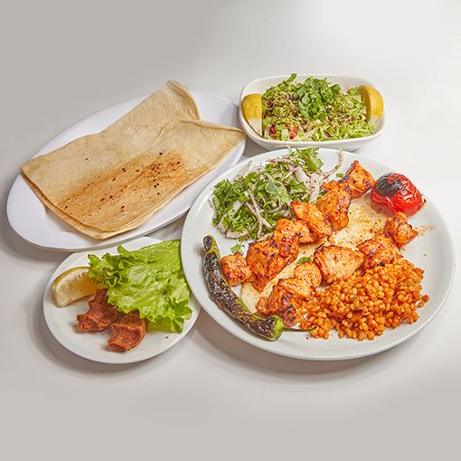 Tavuk Şiş + Çiğ Köfte + Salata