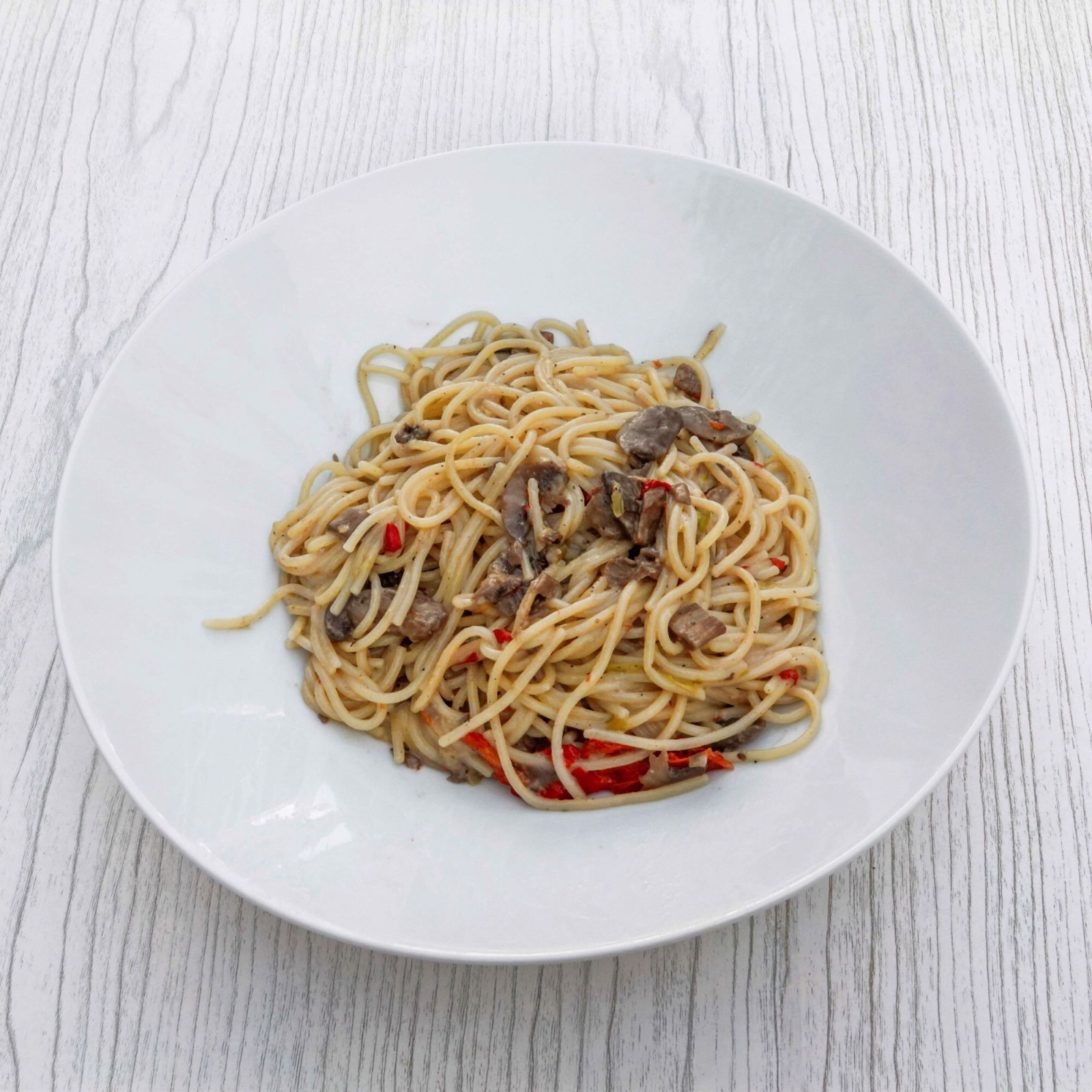 Pesto Soslu Spagetti
