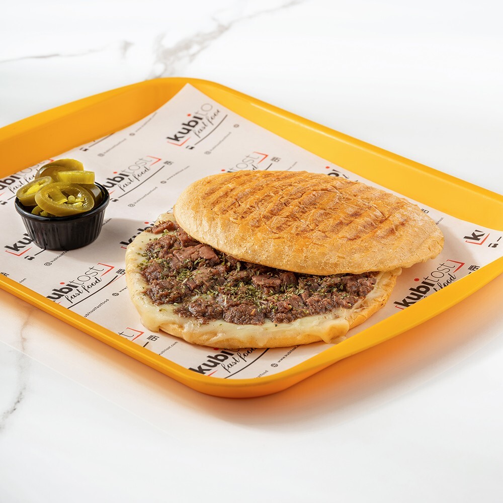 Kavurmalı Kaşarlı Tost