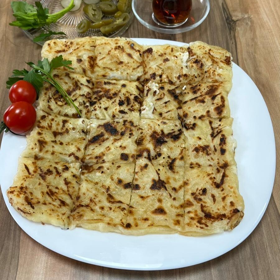 Salamlı Kaşarlı Gözleme