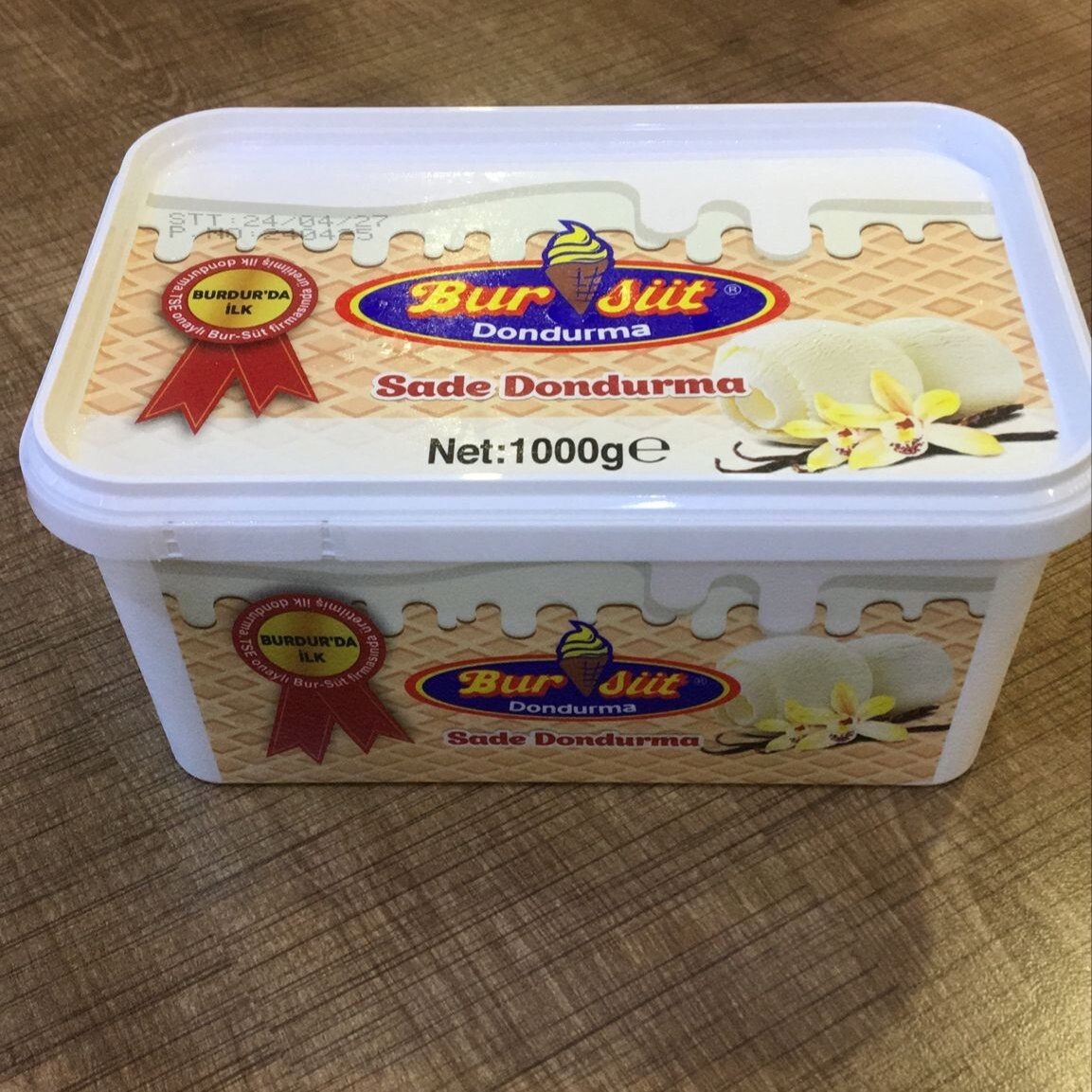 Sade Dondurma (1000 Gr)