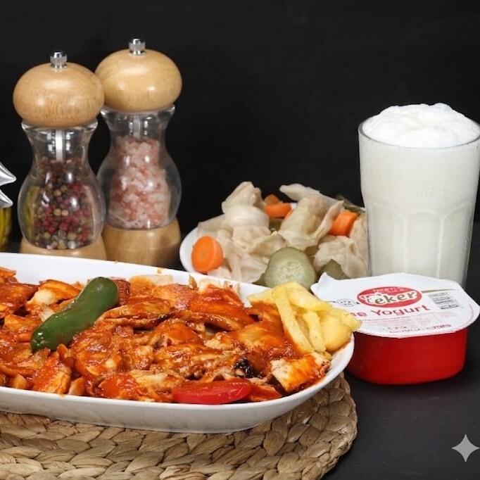 Tavuk Döner İskender (Porsiyon) (150 gr) + Ayran (170 ml)