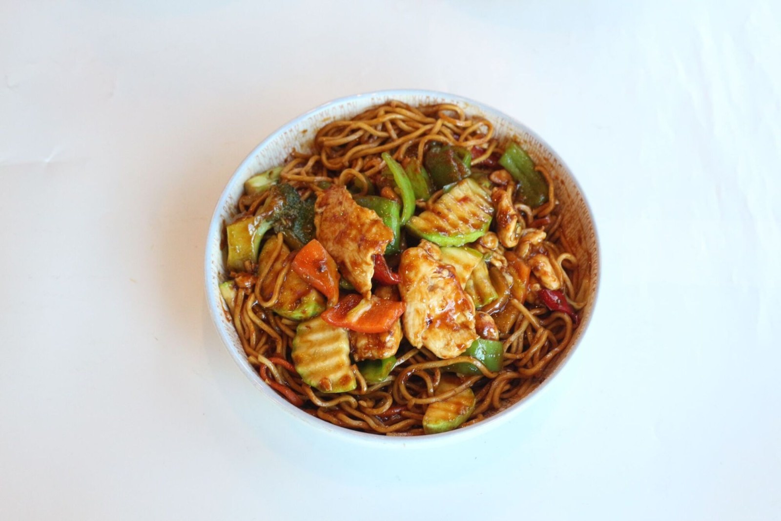 Sebzeli Erişte Üstü & Kung Pao Tavuk