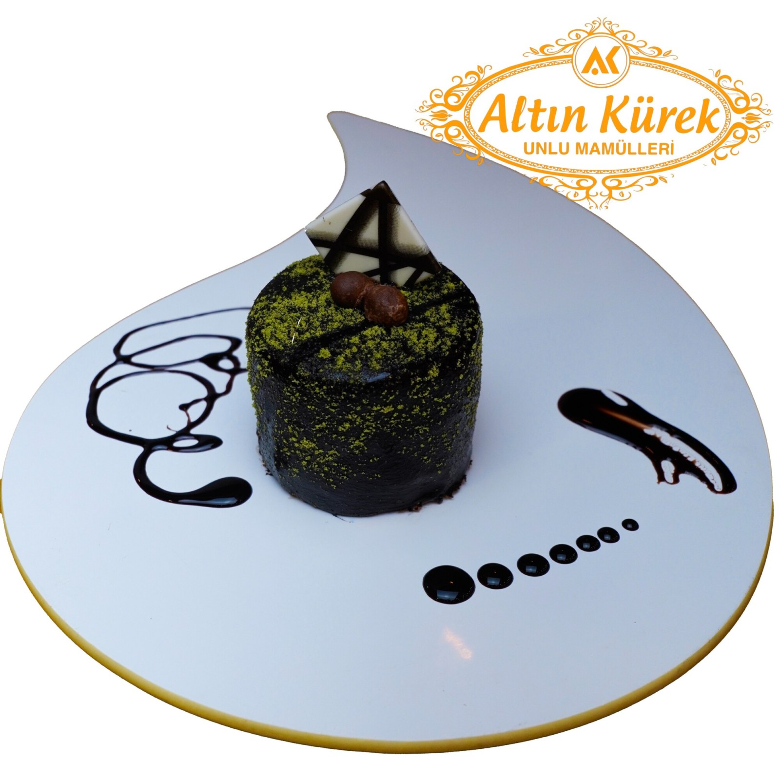 Antep Fıstıklı Draje Çikolatalı Adet Pasta