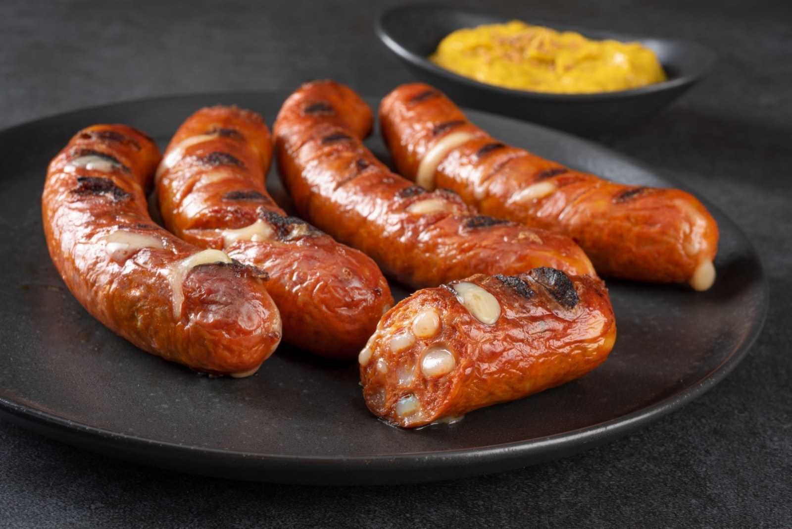 Mozzarella Dolgulu Izgara Sosis