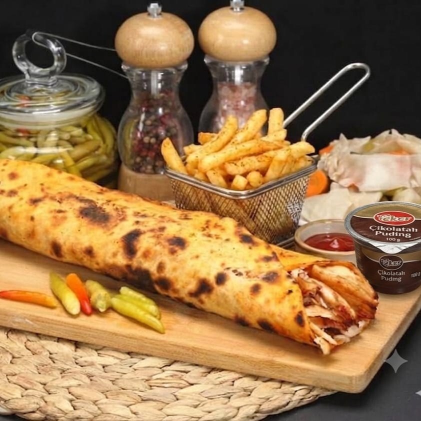 Zurna Antakya Usulü Soslu Tavuk Döner Dürüm Menü