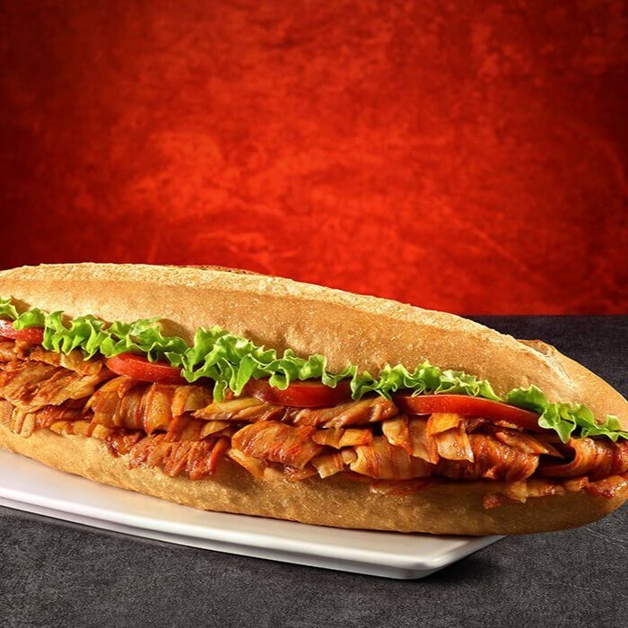 Ekmek arası tavuk döner