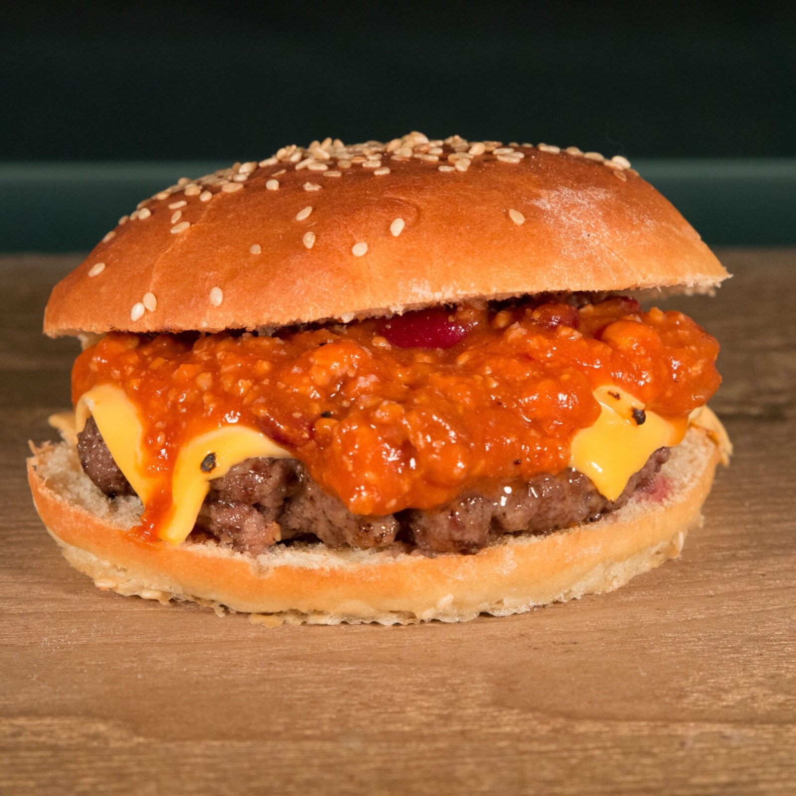 Domates Soslu Burger