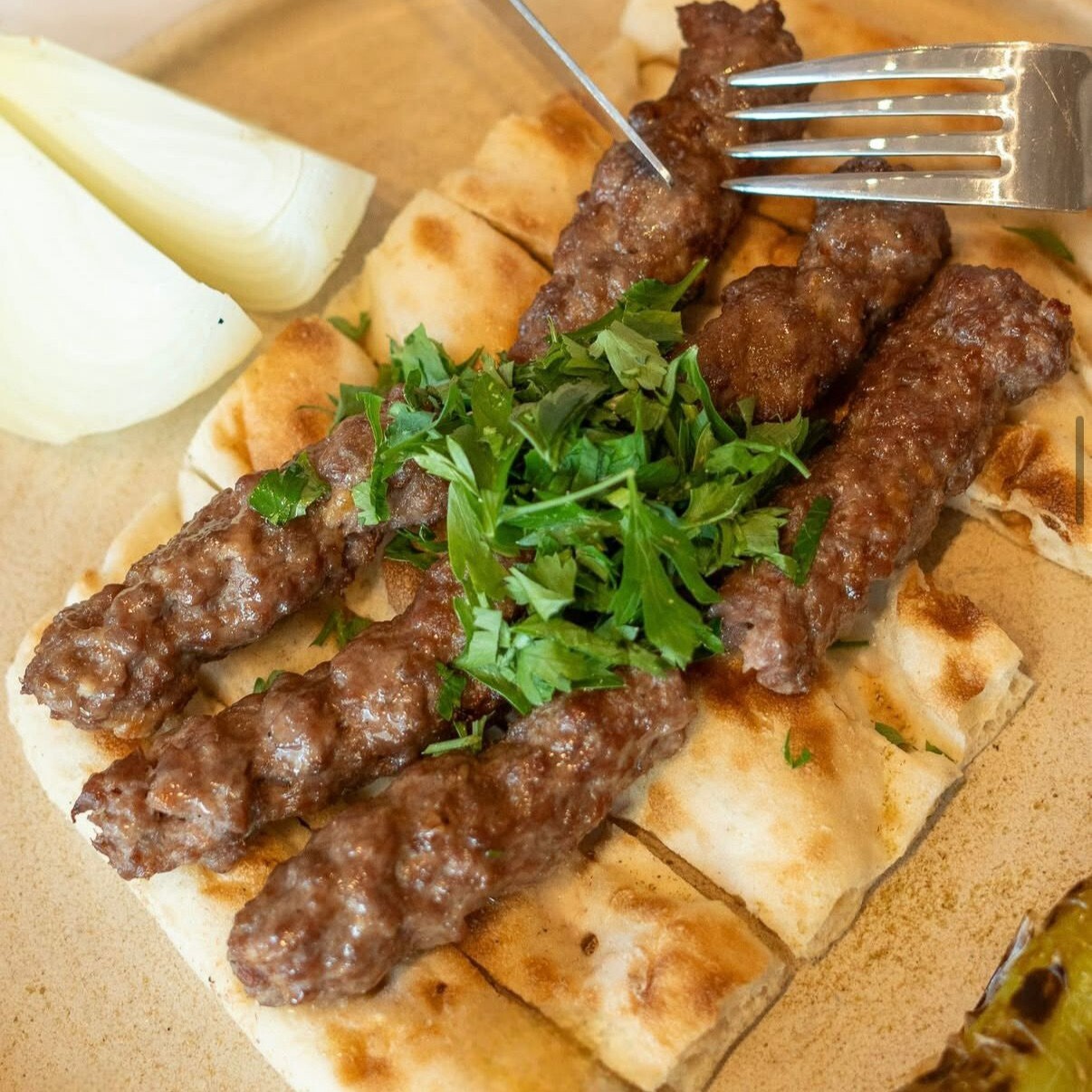 Korkuteli Usulü Şiş Köfte