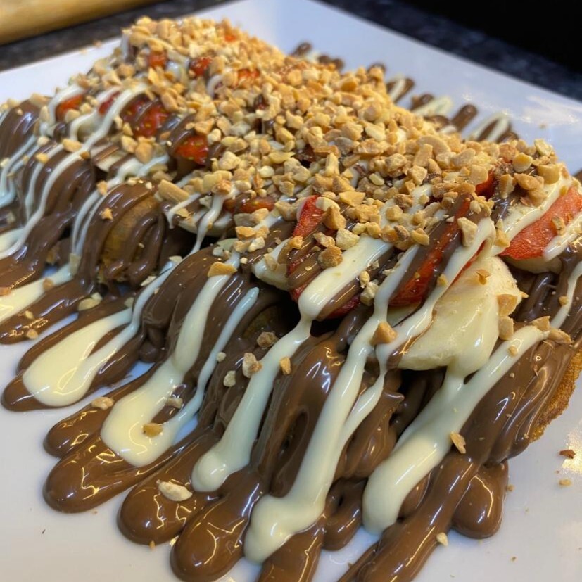 2 Adet Klasik Waffle + 2 Adet Kutu Kola