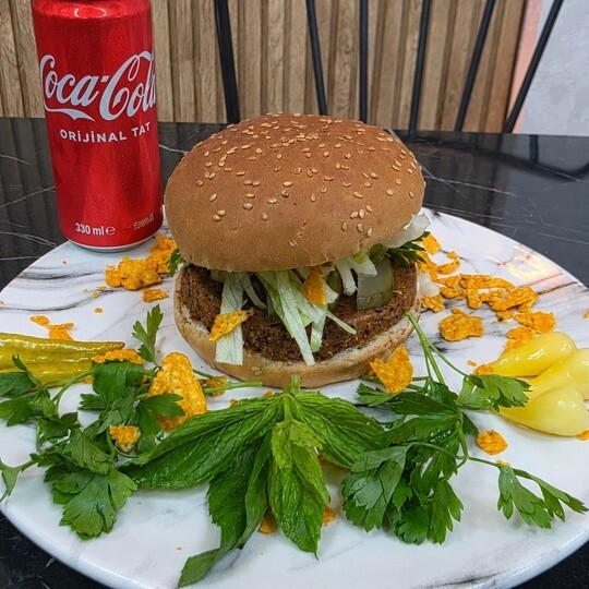 Çiğ Köfte Burger Menü