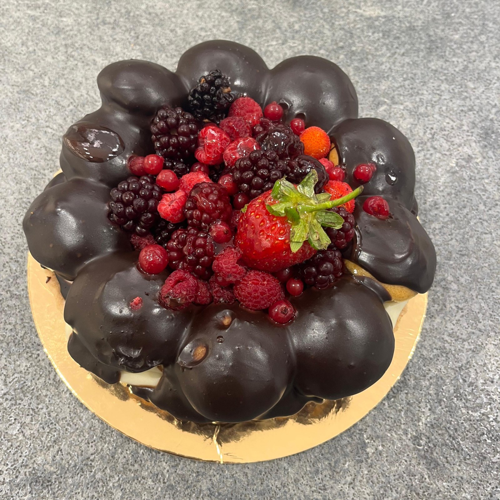 Profiterollü Tart