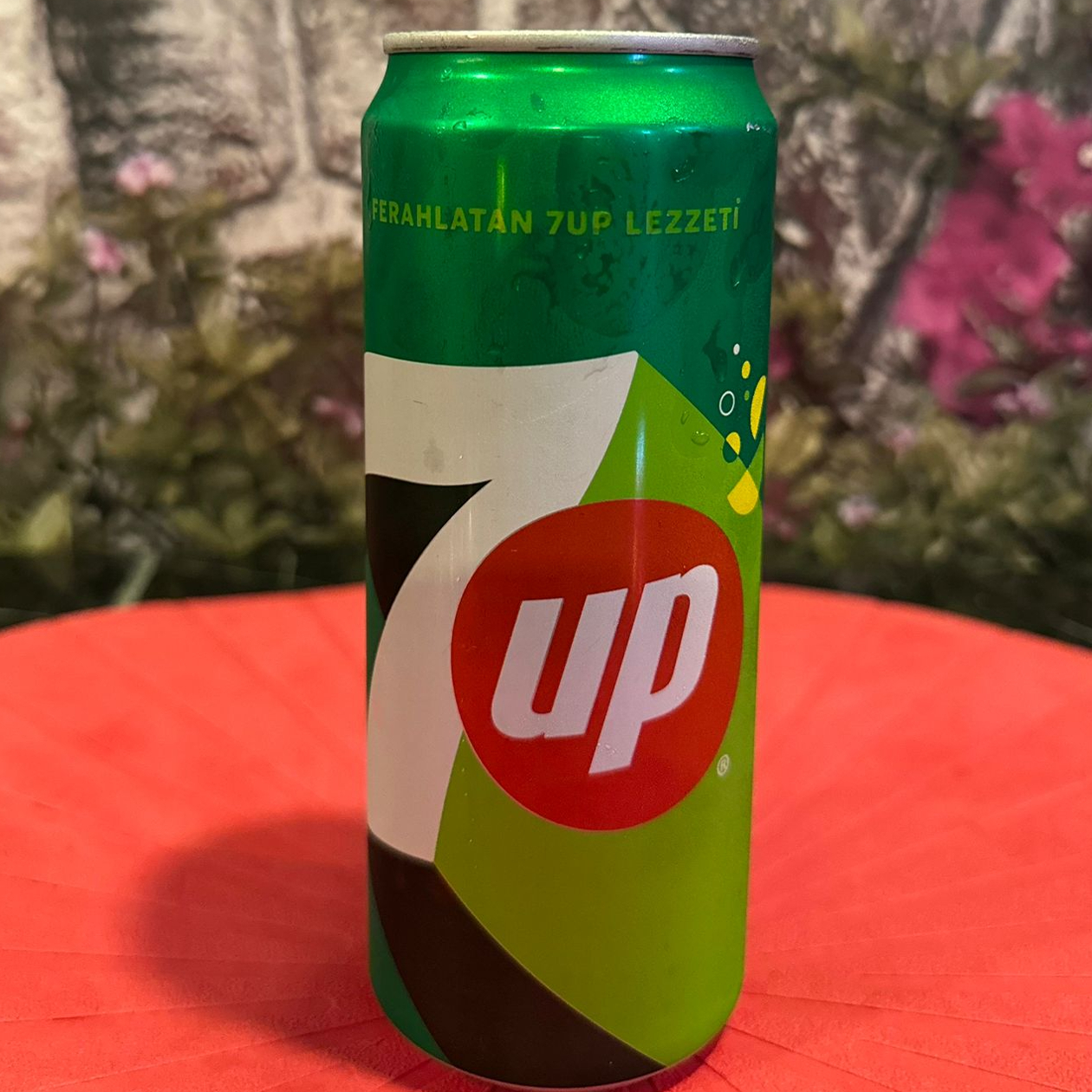 7 Up Gazoz (330 ml)