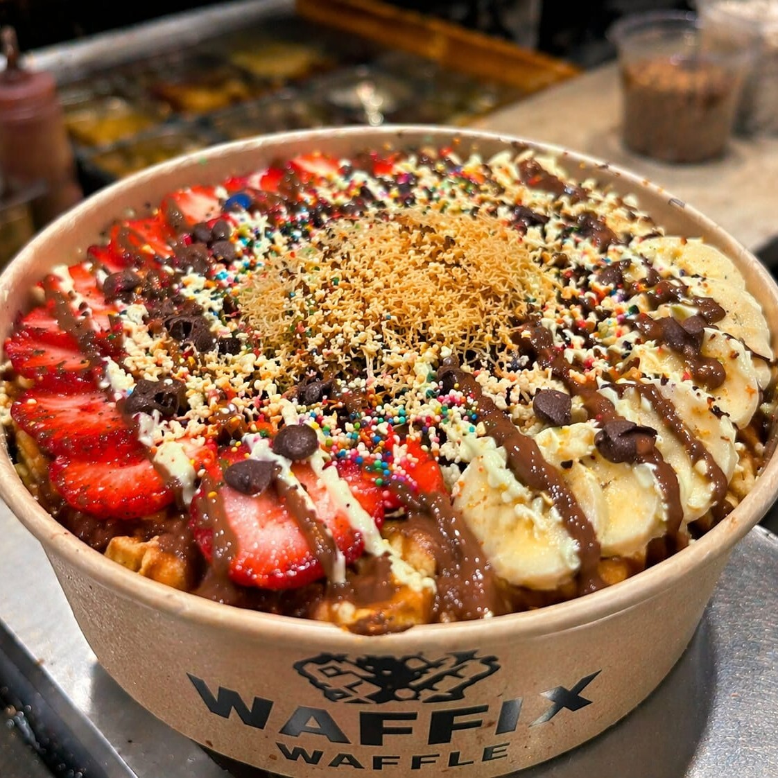 Waffix Çilek Şöleni
