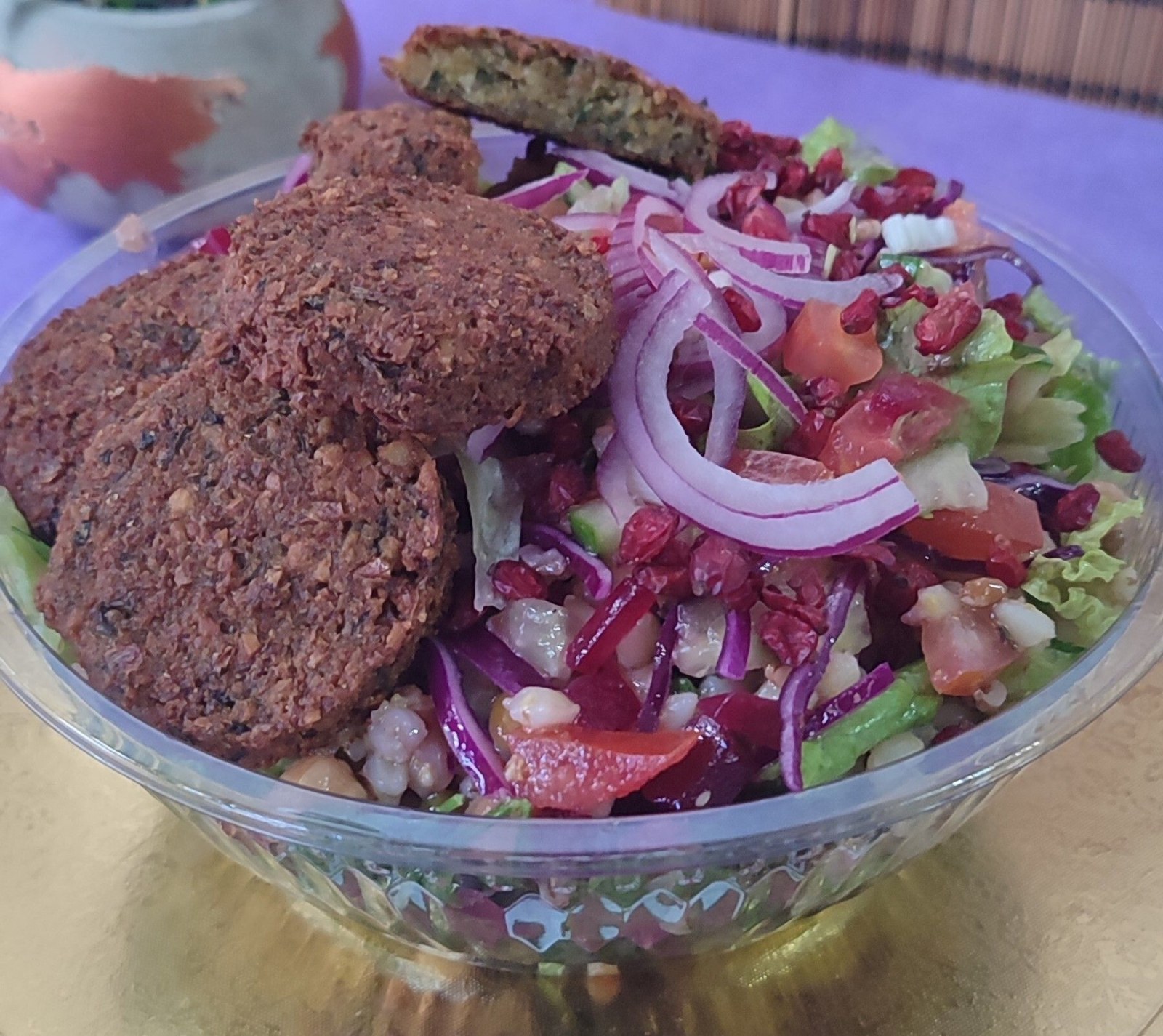 Falafel Salata