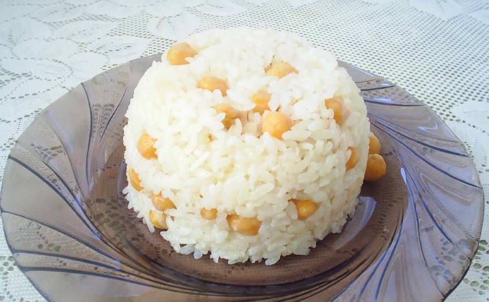 Tereyağlı Nohutlu Pilav