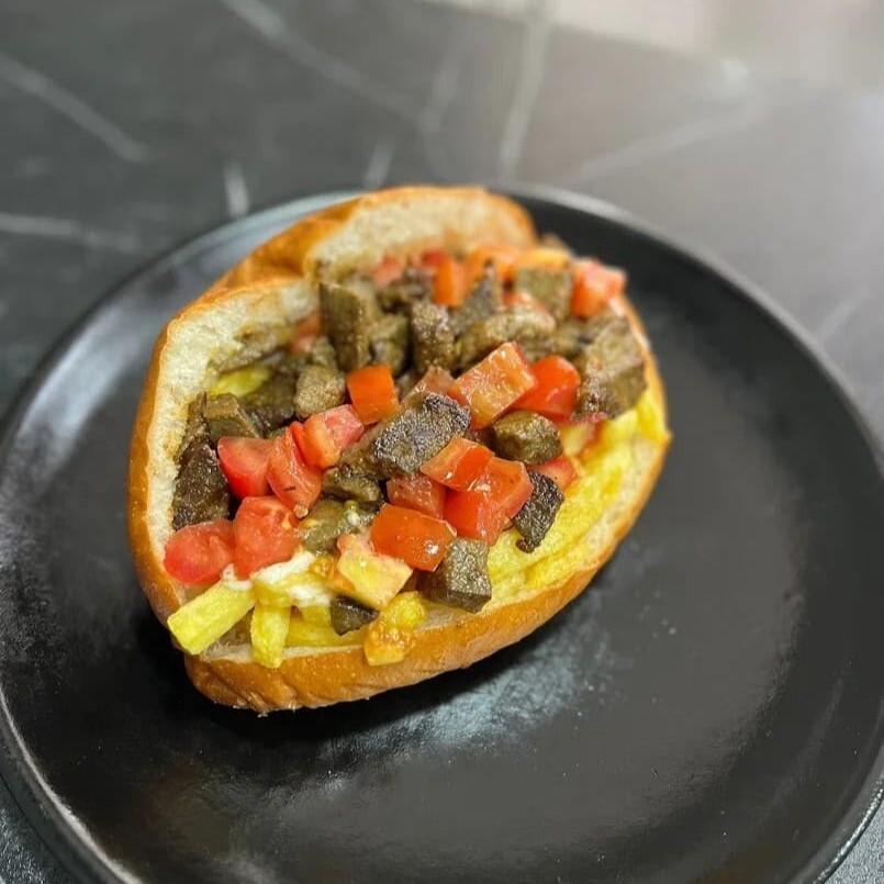 Ekmek Arası Arnavut Ciğeri