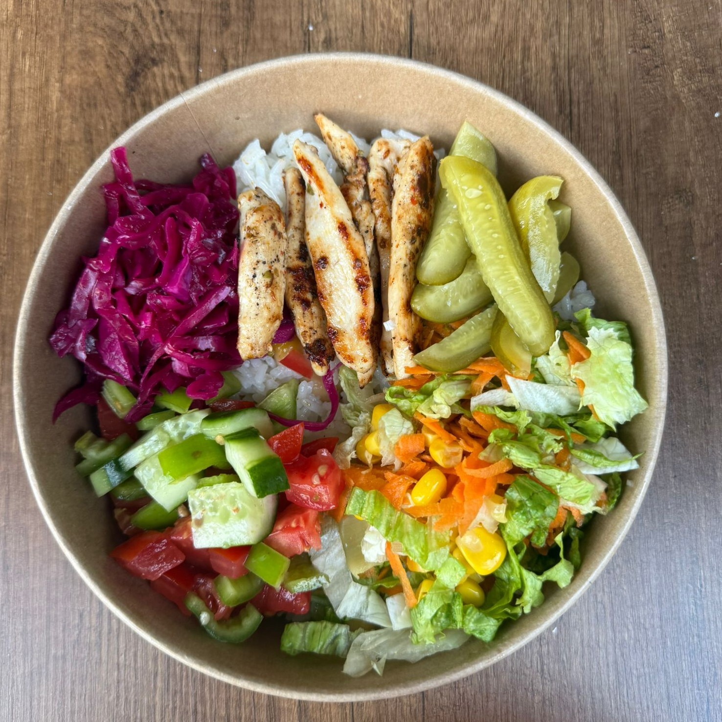 Izgara Tavuk Bowl + coca cola