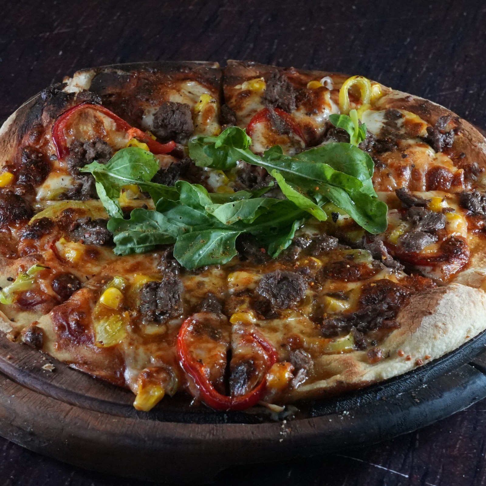 Kavurmalı Pizza